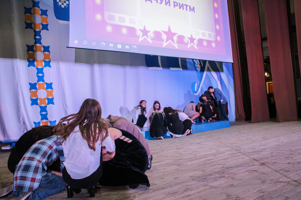 Учасники батлу розв'язують завдання
